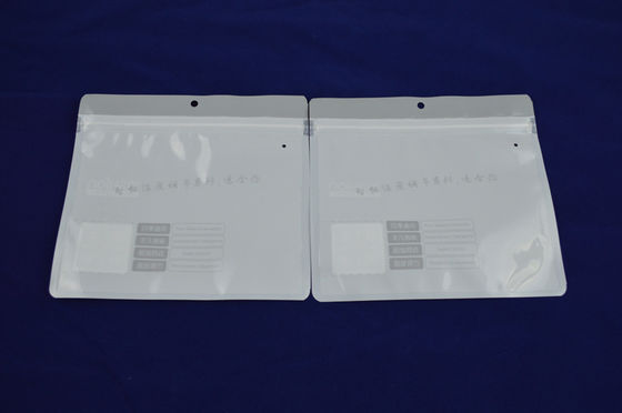 OPP / PE Pouch Ziplock Packaging Bags Sealed For Cosmetics Thick 100 Micron